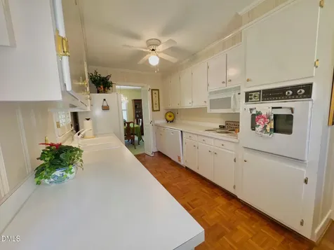 1604 Crescent Drive Henderson NC 27536