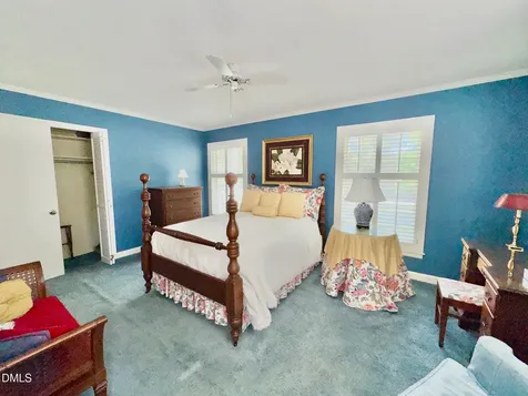 1604 Crescent Drive Henderson NC 27536