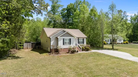 512 Bragg Lane Hurdle Mills NC 27541