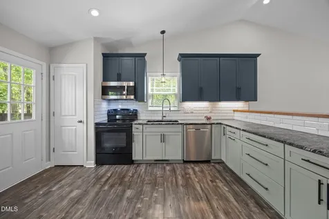 512 Bragg Lane Hurdle Mills NC 27541