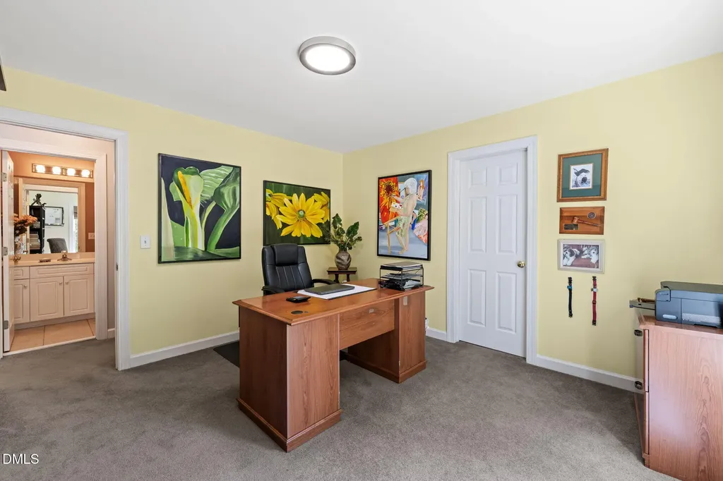 2112 Ridgefield Drive Chapel Hill NC 27517
