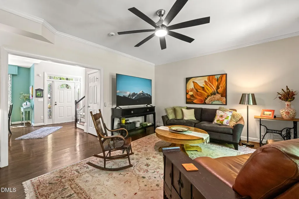 2112 Ridgefield Drive Chapel Hill NC 27517