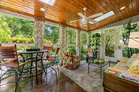 2112 Ridgefield Drive Chapel Hill NC 27517