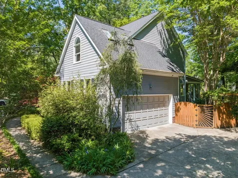 2112 Ridgefield Drive Chapel Hill NC 27517