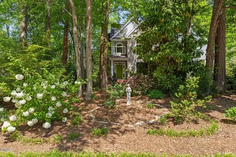 2112 Ridgefield Drive Chapel Hill NC 27517
