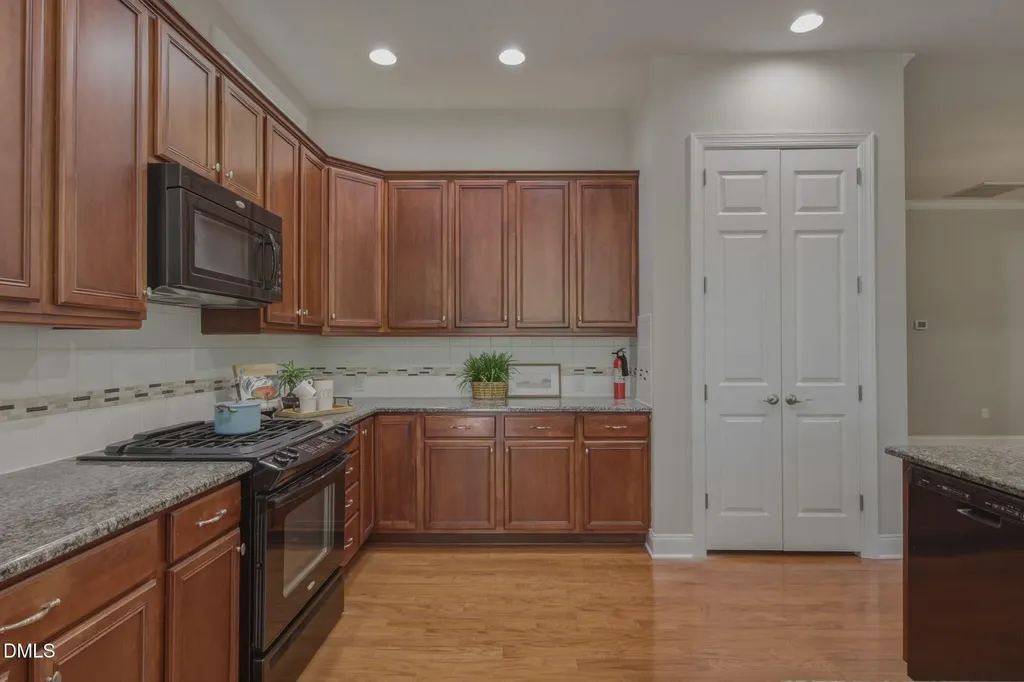 9805 Carlyle Hills Way Raleigh NC 27617
