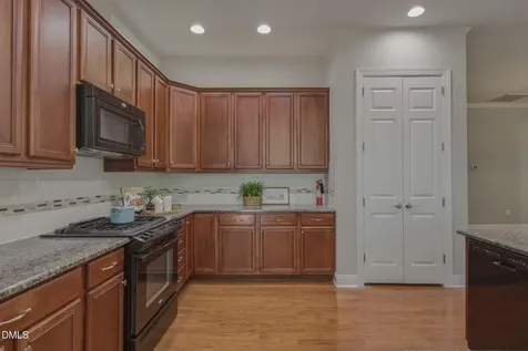 9805 Carlyle Hills Way Raleigh NC 27617