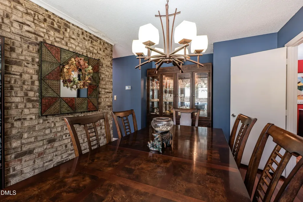 2213 Timberlake Drive Raleigh NC 27604