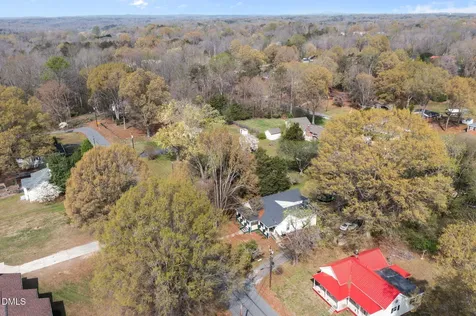 1225 2nd Street Eden NC 27288