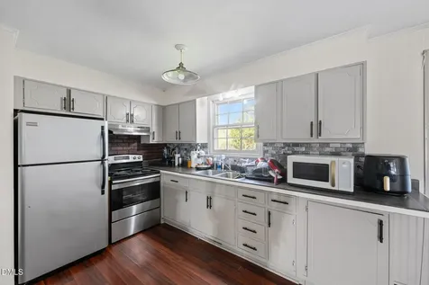 1225 2nd Street Eden NC 27288
