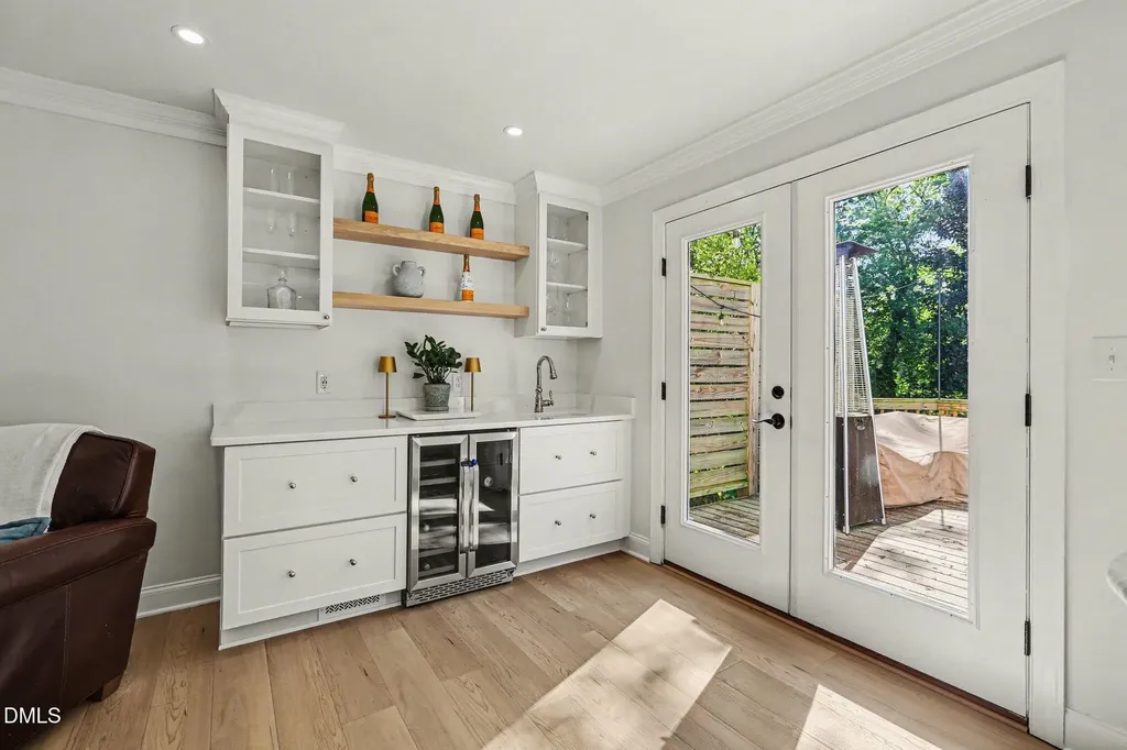 5605 Knollwood Road Raleigh NC 27609