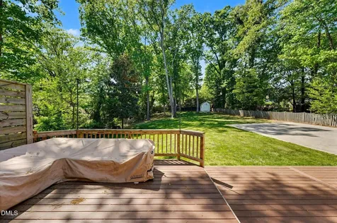 5605 Knollwood Road Raleigh NC 27609