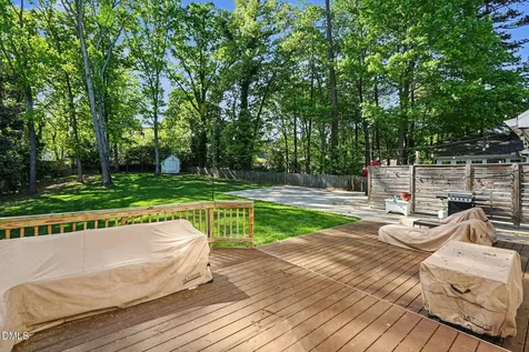 5605 Knollwood Road Raleigh NC 27609