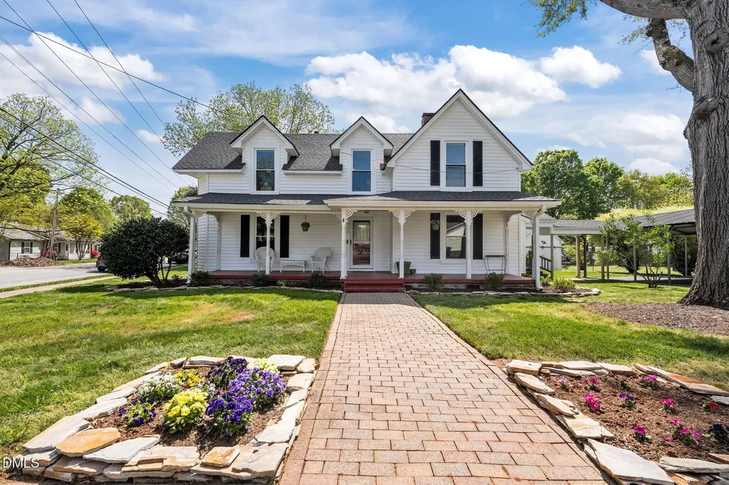 222 E Minneola Street Gibsonville NC 27249