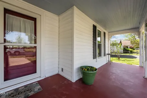 222 E Minneola Street Gibsonville NC 27249