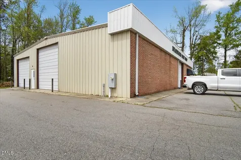 3688 Raleigh Road Henderson NC 27537