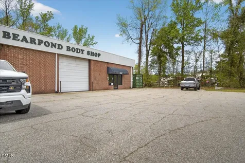 3688 Raleigh Road Henderson NC 27537