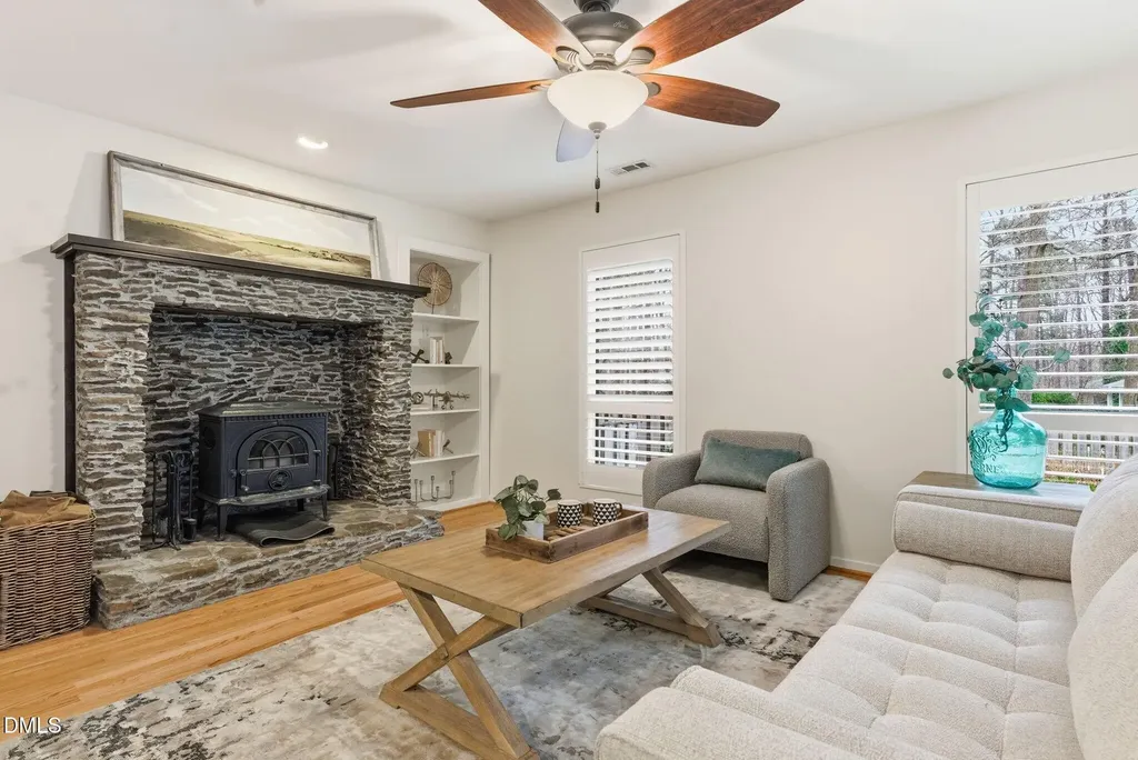 3201 Fieldview Court Raleigh NC 27607