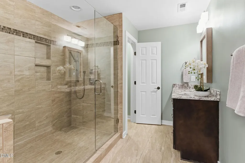 3201 Fieldview Court Raleigh NC 27607