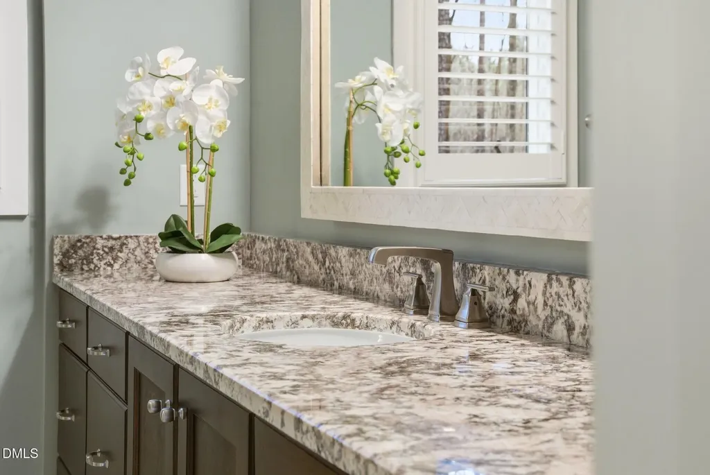 3201 Fieldview Court Raleigh NC 27607