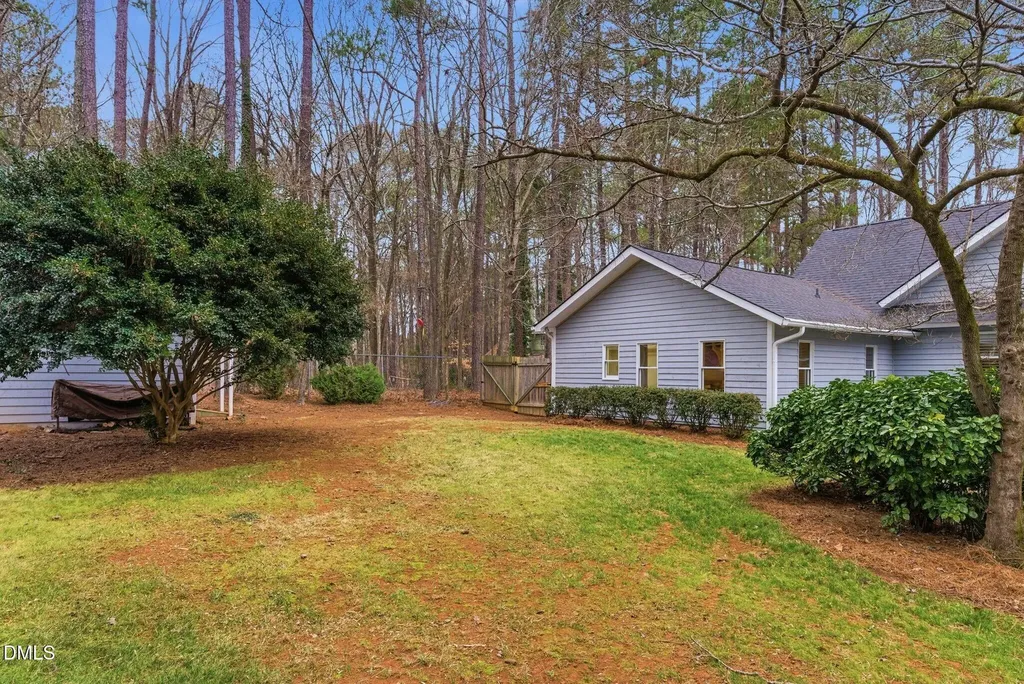 3201 Fieldview Court Raleigh NC 27607