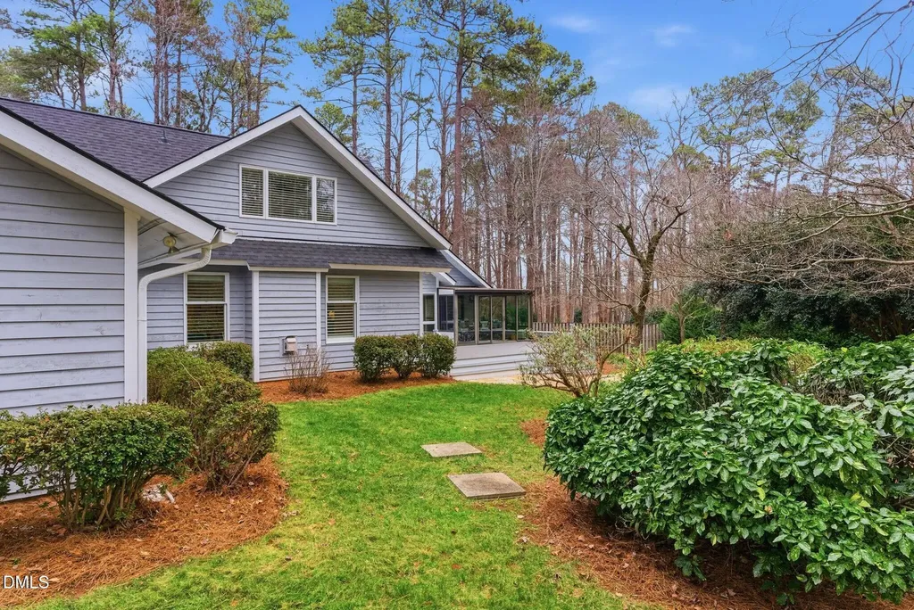 3201 Fieldview Court Raleigh NC 27607
