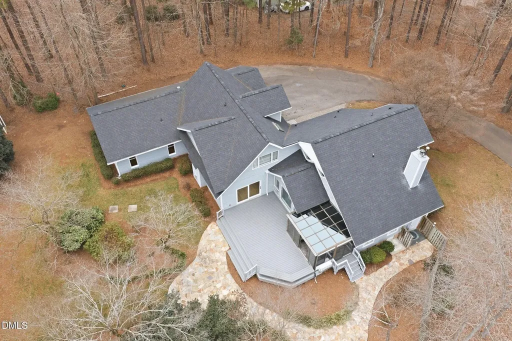 3201 Fieldview Court Raleigh NC 27607