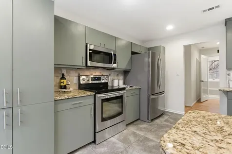 3201 Fieldview Court Raleigh NC 27607