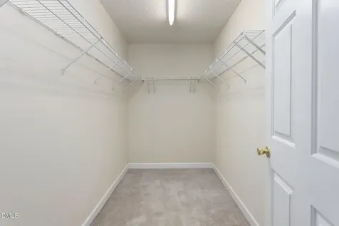 692 Huntingdon Street Elon NC 27244