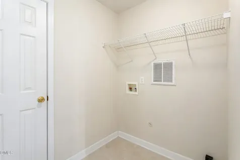 692 Huntingdon Street Elon NC 27244