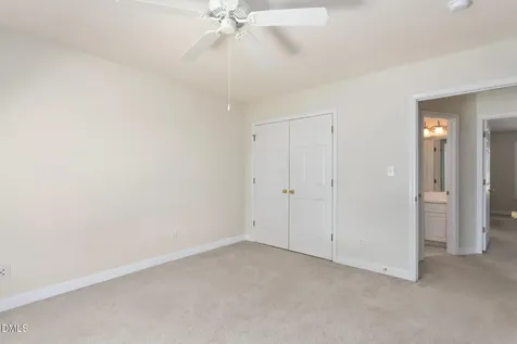 692 Huntingdon Street Elon NC 27244