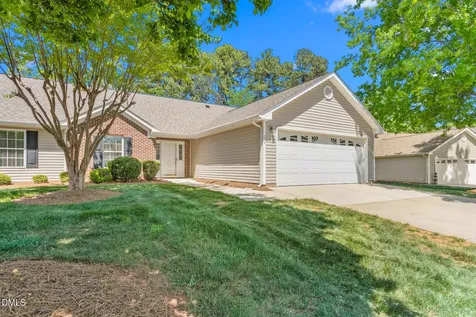 692 Huntingdon Street Elon NC 27244