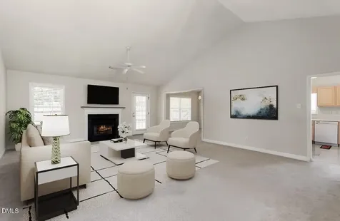 692 Huntingdon Street Elon NC 27244