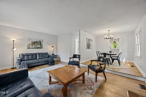 6422 English Oaks Drive Raleigh NC 27615
