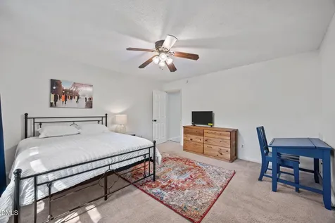 6422 English Oaks Drive Raleigh NC 27615