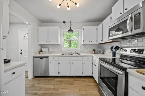 6422 English Oaks Drive Raleigh NC 27615