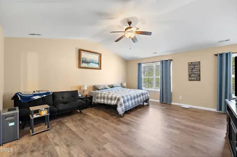 454 Stobhill Lane Holly Springs NC 27540