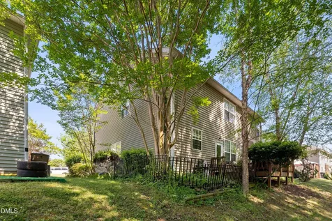 454 Stobhill Lane Holly Springs NC 27540