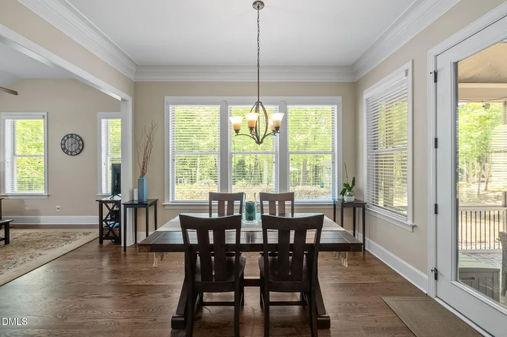 1004 Mocker Nut Lane Chapel Hill NC 27517