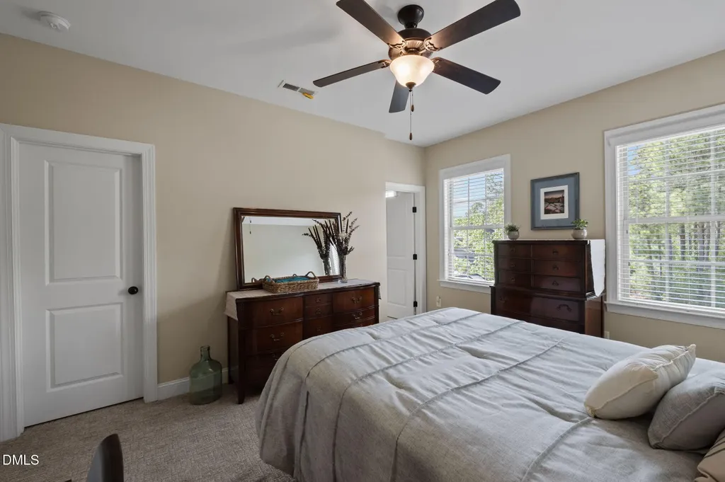 1004 Mocker Nut Lane Chapel Hill NC 27517