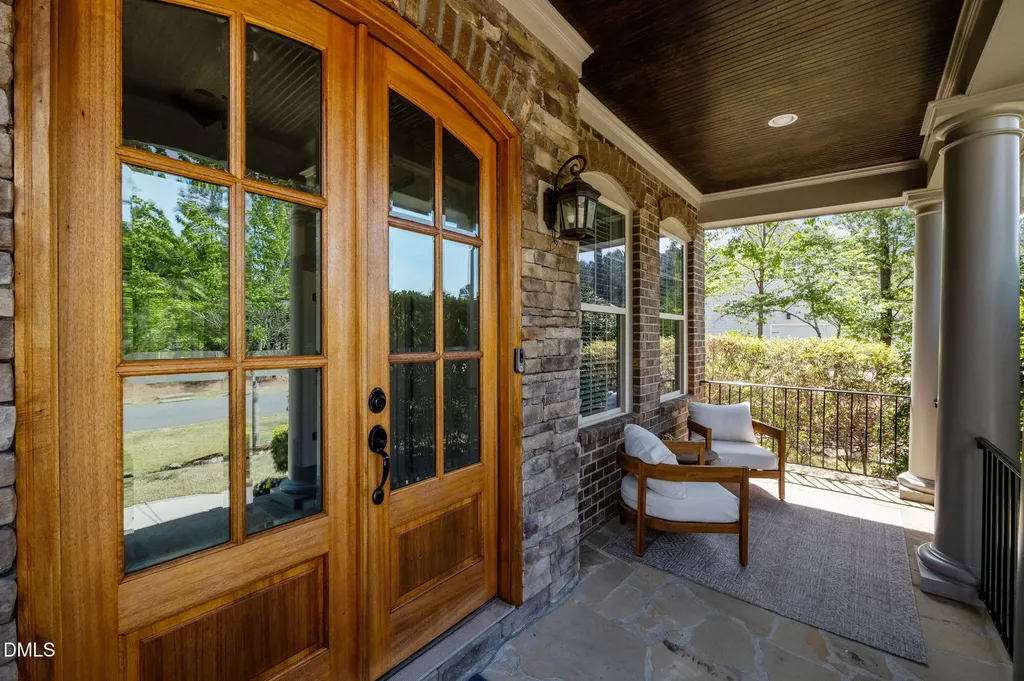 1004 Mocker Nut Lane Chapel Hill NC 27517