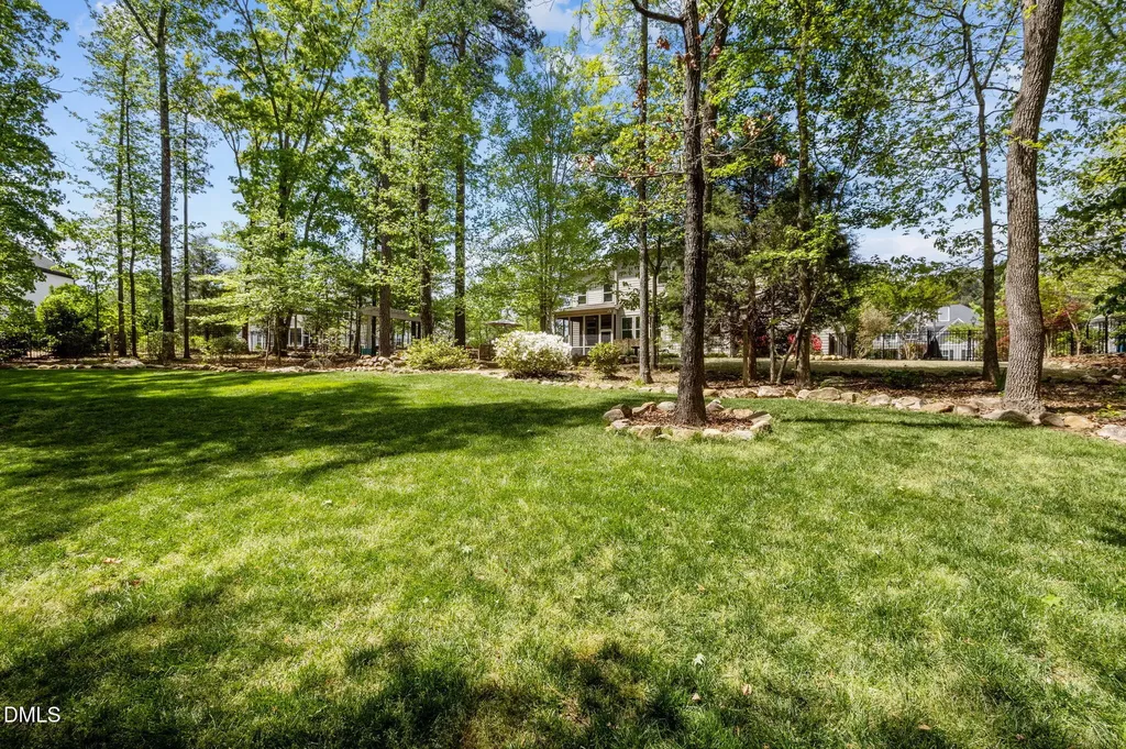 1004 Mocker Nut Lane Chapel Hill NC 27517