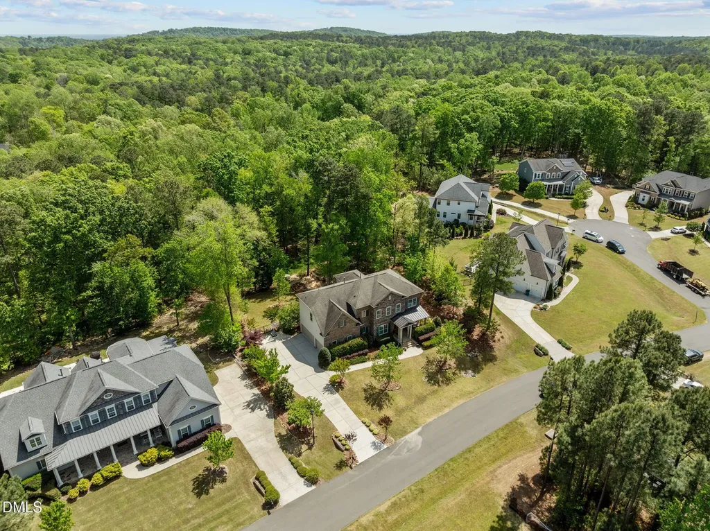1004 Mocker Nut Lane Chapel Hill NC 27517