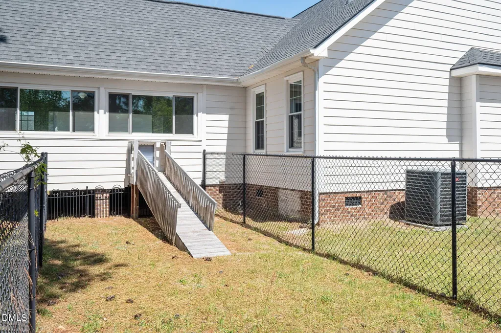 7012 Field Hill Road Raleigh NC 27603