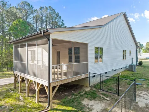 952 Brantleytown Road Zebulon NC 27597