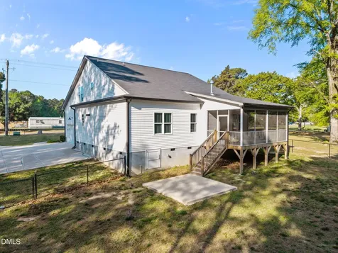 952 Brantleytown Road Zebulon NC 27597