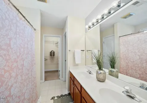 418 Bergen Avenue Apex NC 27502