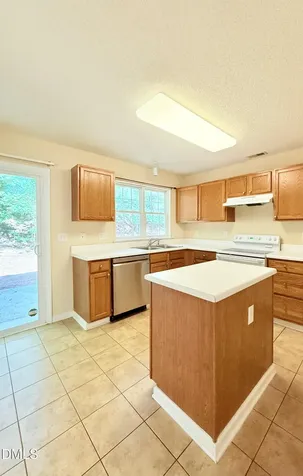 418 Bergen Avenue Apex NC 27502