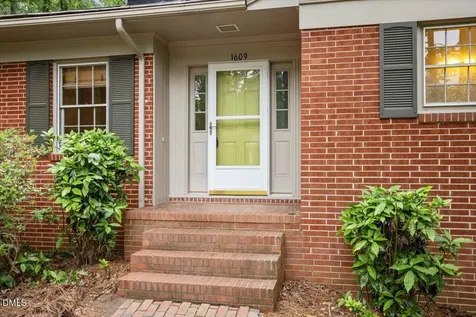 1609 Sycamore Street Durham NC 27707