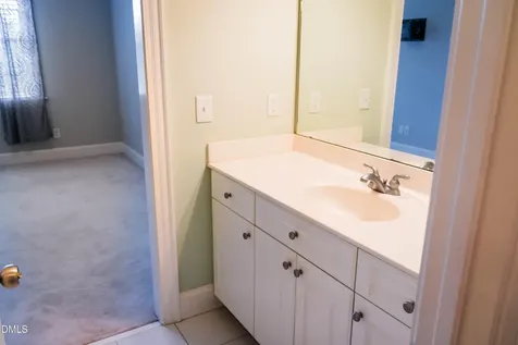 297 Foxcroft Lane Winterville NC 28590